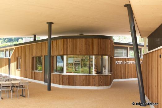 Badi Hopfräben, Brunnen