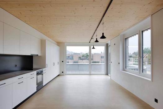Kitchen area W52