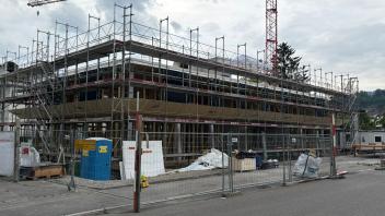 Residential and commercial building, Uetikon am See